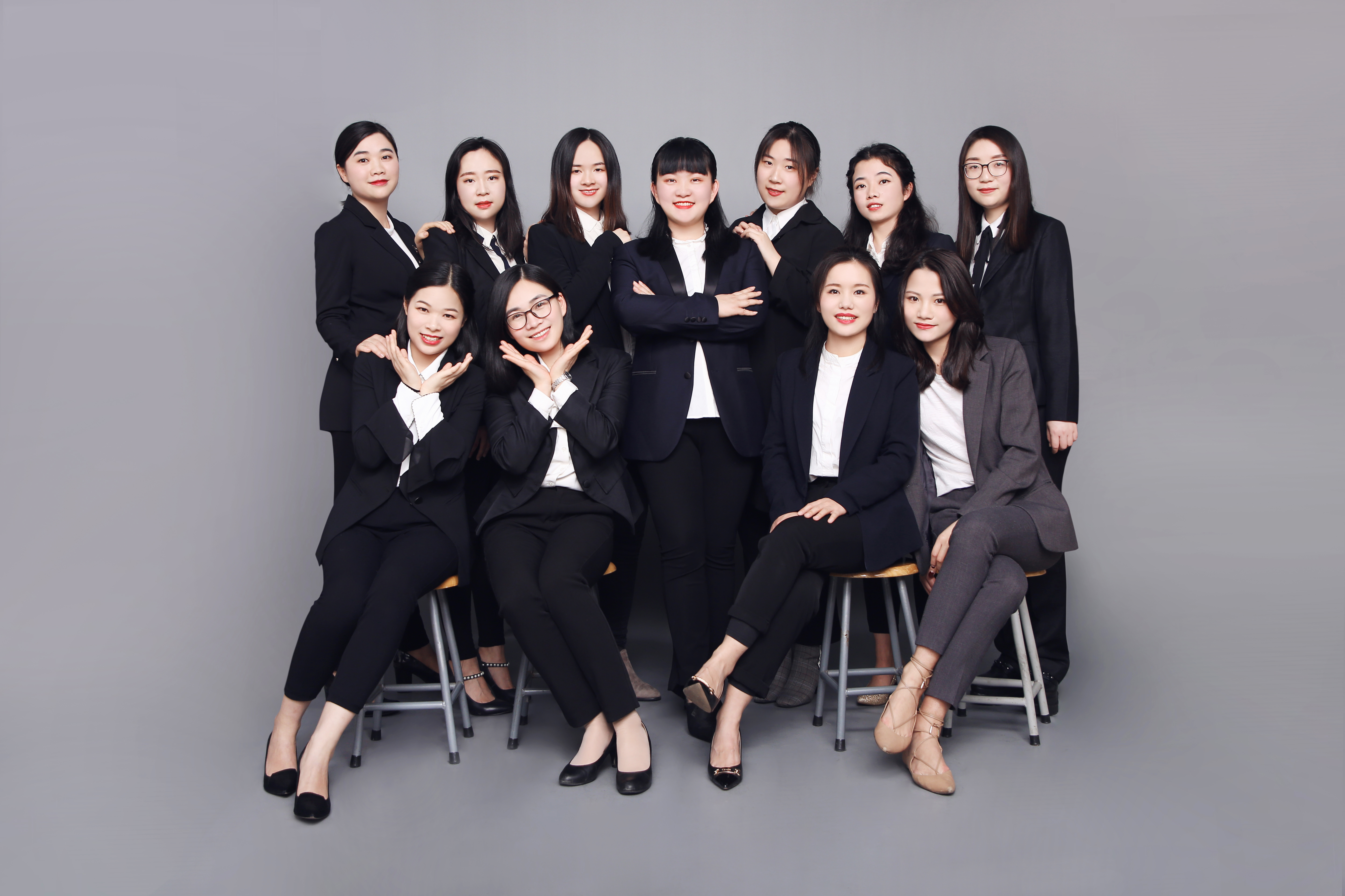 信宜市丁堡学校揭牌成立
